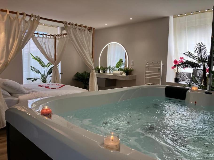 Jungle Secret Spa Nuit Insolite Giromagny エクステリア 写真